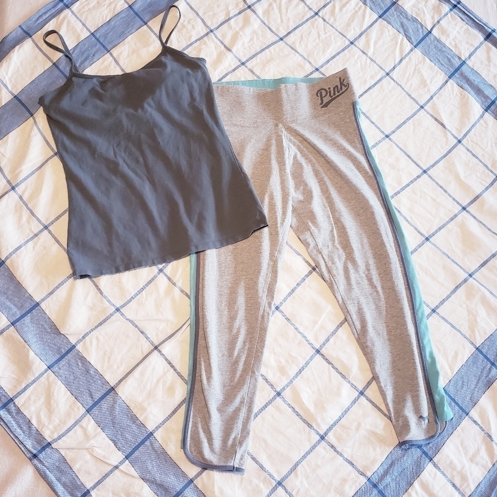 🪴bogo FREE🪴 NWOT Victorias Secret Pink Yoga Crop Size S